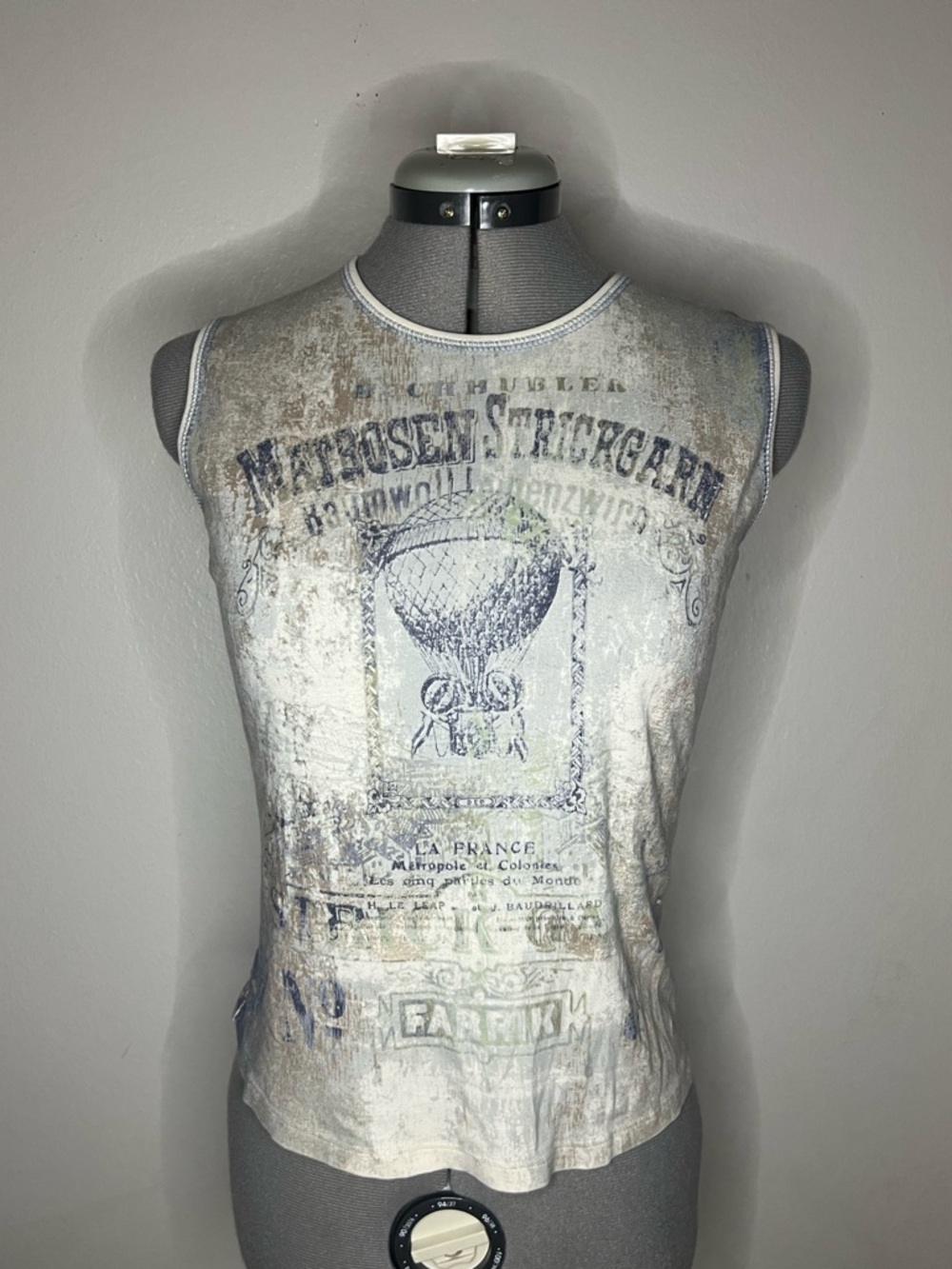 Vintage Skinny Minnie Sleeveless Tee 2000s Medium Large Air Balloon Y2K French